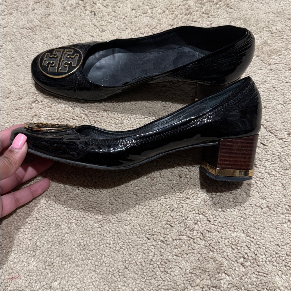 Tory Burch Black Loafers with Gold Emblem - Picture 2 of 2